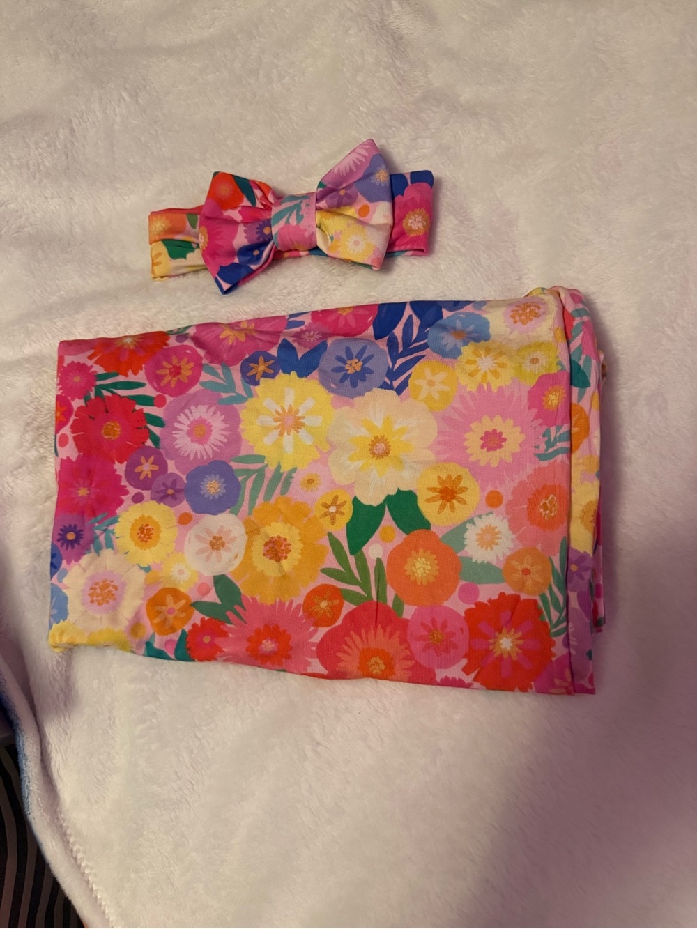 Little Sleepies swaddle and bow set